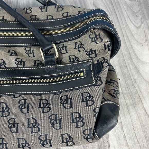 Dooney & Bourke black and grey duffle bag with 2 pockets Zippered Compartment - Picture 3 of 10